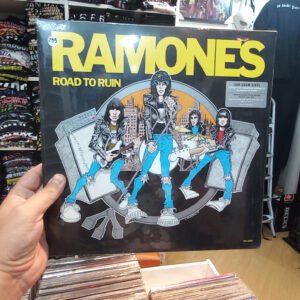 RAMONES - ROAD TO RUIN