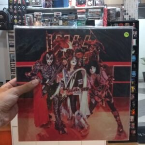 KISS - HOTTER THAN HELL IN PARIS