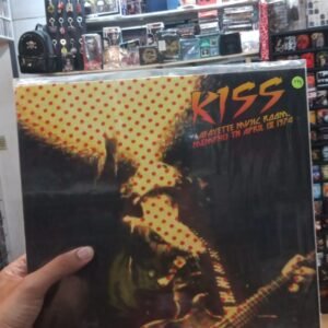 KISS - LAFAYETTE MUSIC ROOM LIVE 1974
