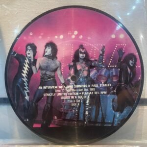 KISS - INTERVIEW WITH GENE SIMMONS & PAUL STANEY- SIDE A