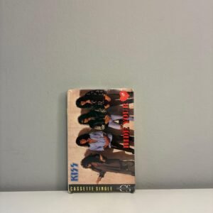 KISS - HIDE YOUR HEART