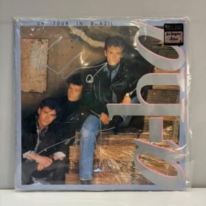 A-HA - ON TOUR IN BRAZIL (AUTOGRAFADO)