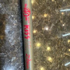 BAQUETA KISS 40 YEARS - ERIC SINGER (AUTOGRAFO PRINT)