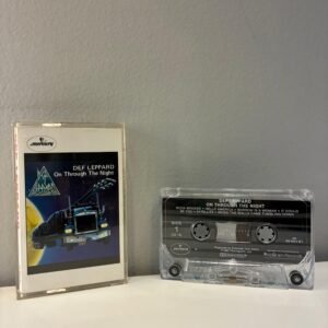 DEF LEPPARD - ON TROUGH THE NIGHT