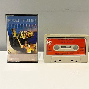 SUPERTRAMP - BREAKFAST IN AMERICA