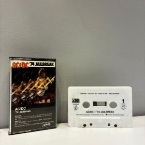 AC/DC - 74' JAILBREAK