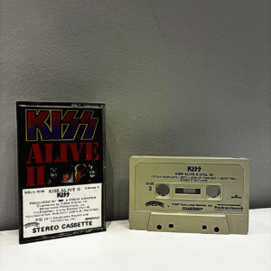 KISS - ALIVE II (VOL. II)