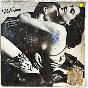 SCORPIONS - LOVE AT FIRST STING
