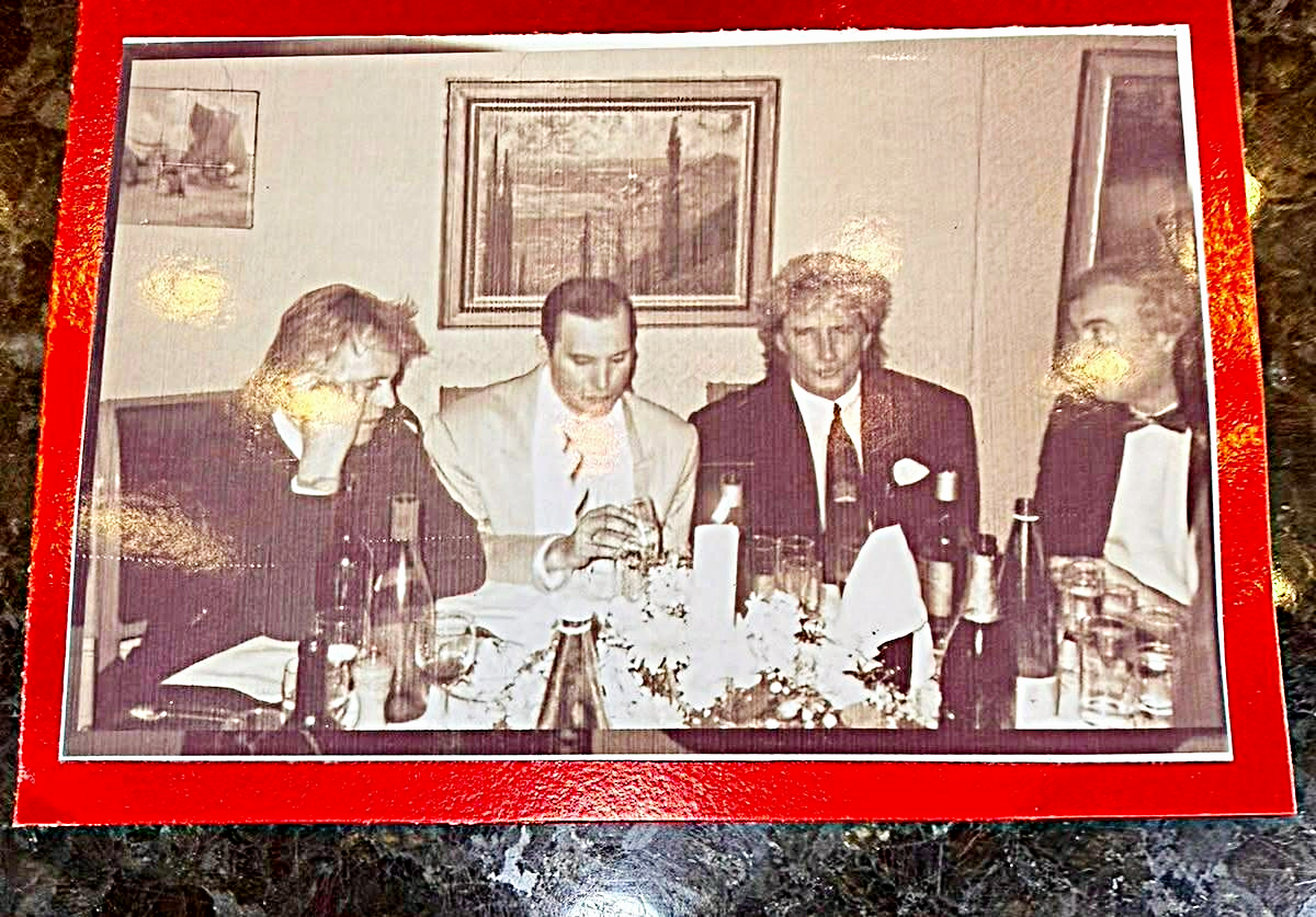 PRATO COMEMORATIVO OFICIAL - BPI BRIT AWARDS 1990 (AUTOGRAFADO) - Imagem 5