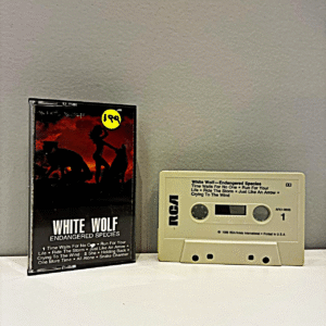 WHITE WOLF - ENDANGERED SPECIES
