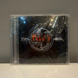 KISS - DECADES OF DECIBELS