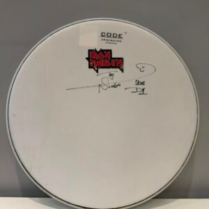 PELE DE BATERIA AUTOGRAFADA NICKO MCBRAIN
