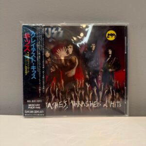 KISS - SMASHES THRASHES AND HITS (JAPAN)