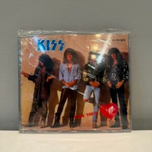 KISS - HIDE YOUR HEART