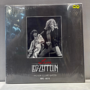 LED ZEPPELIN - LIVE IN MADISON SQUARE GARDEN NYC 1975