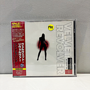 VELVET REVOLVER - CONTRABAND (JAPAN)